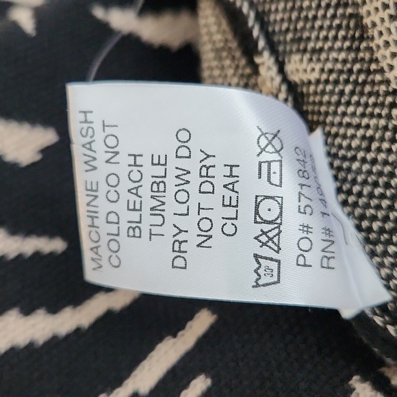 Sweater Midi Dress - Picture 10 of 10